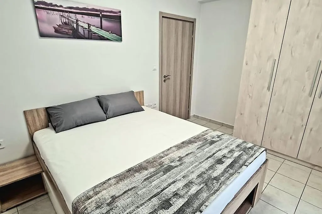 Ivanna apartment Nea Moudania 0*,  Grecia